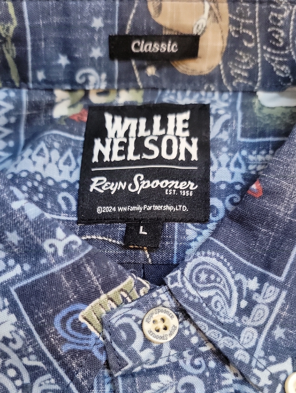 reyn spooner x Willie Nelson Americana Print Short-Sleeve Button-Down Shirt - Picture 2 of 16